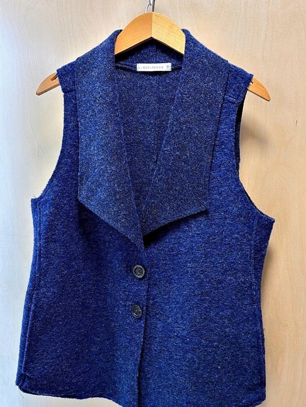 cut.loose Wool Blue Vest Size Medium Like New
